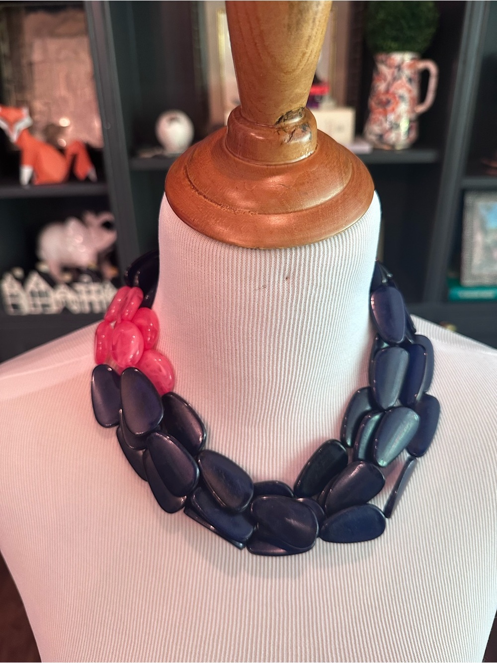Two-Tone Chunky Bead Necklace - Navy and Pink